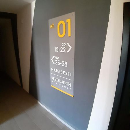 Revolution Apartment Baia Mare Exterior foto