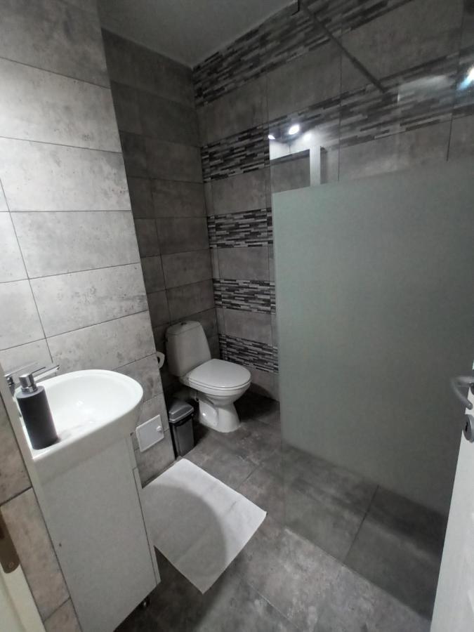 Revolution Apartment Baia Mare Exterior foto